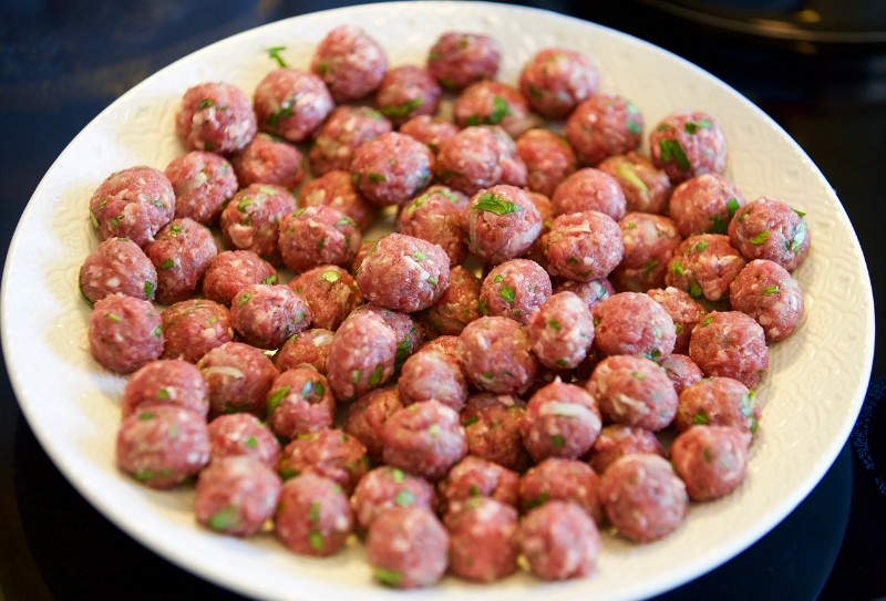 fresh premade raw meatballs