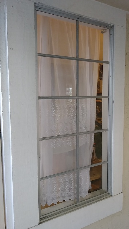 large home window with many frames